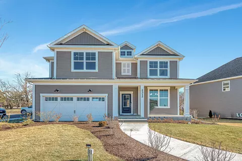 12462 Kenmare Dr, Lemont, IL 60439