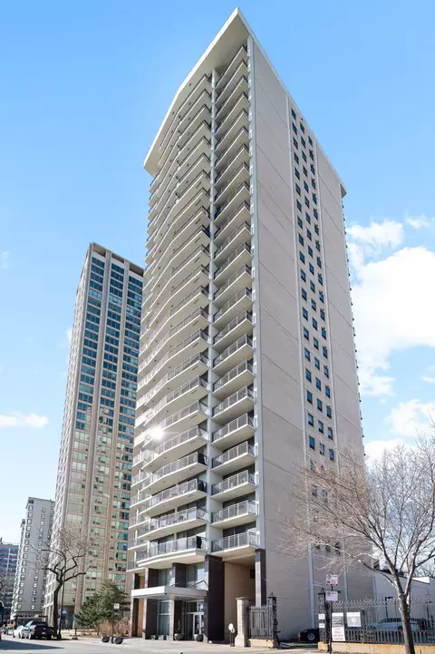 3470 N Lake Shore Dr #23A, Chicago, IL 60657