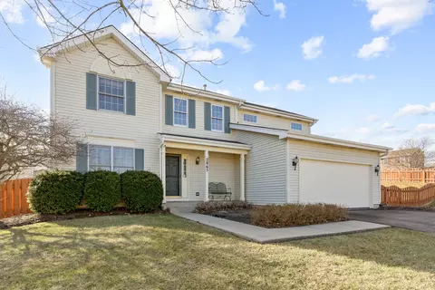 2865 Winchester Dr, Elgin, IL 60124