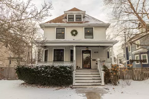 415 N Harvey Ave, Oak Park, IL 60302