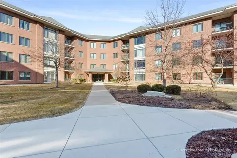 875 E 22nd St #118, Lombard, IL 60148