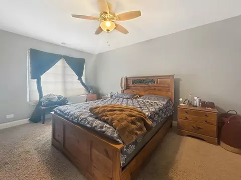 345 Gregory St, Aurora, IL 60504 photo 7
