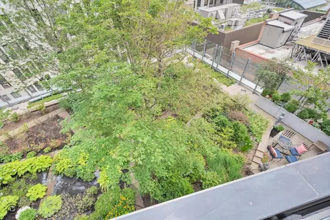 Exterior - 60 E Monroe St #1701, Chicago, IL 60603 photo 3 of 6