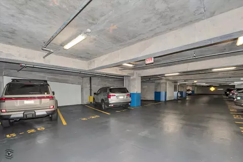 Exterior - 60 E Monroe St #1701, Chicago, IL 60603 photo 6 of 6