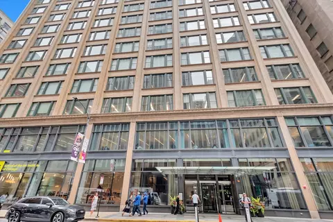 60 E Monroe St #1701, Chicago, IL 60603