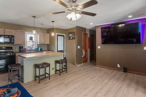 Other - 300 E Warren St, Le Roy, IL 61752 photo 5 of 8