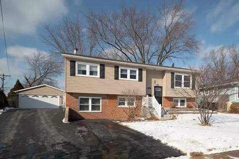 7324 Willow Ave, Woodridge, IL 60517
