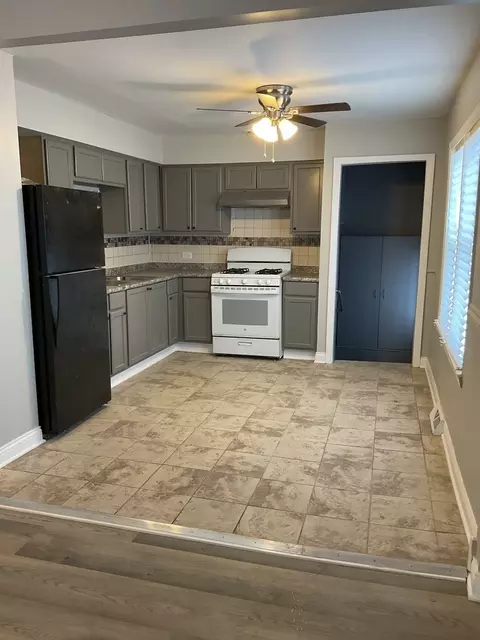 Kitchen - 17031 Trapet Ave, Hazel Crest, IL 60429 photo 1 of 1