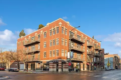 800 W Cornelia St #408, Chicago, IL 60657