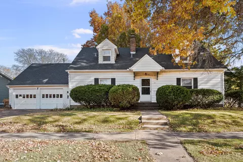 1911 12 21st St, Rock Island, IL 61201