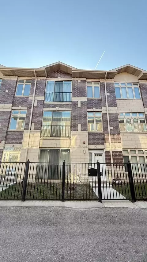 1538 W 34th St #G, Chicago, IL 60608