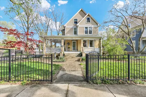 1120 W Church St, Champaign, IL 61821