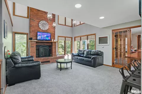 Living - 8039 Hazel Rd, Morrison, IL 61270 photo 1 of 2