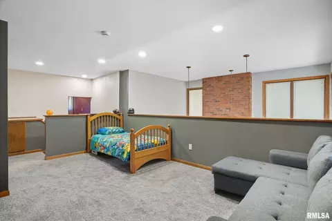 Bedroom - 8039 Hazel Rd, Morrison, IL 61270 photo 1 of 6