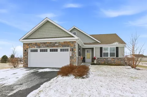 4814 W Millbrook Cir, Yorkville, IL 60560