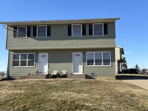 4140 N Elsie Ave, Davenport, IA 52806
