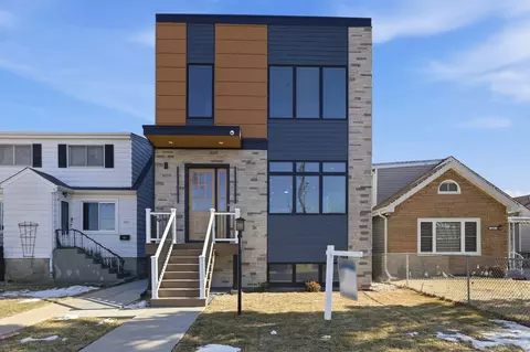 4449 N Sayre Ave N, Harwood Heights, IL 60706