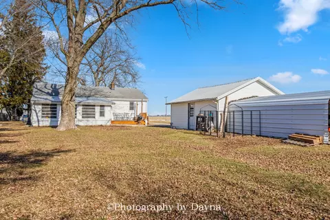 Exterior - 4508 W 5000s Rd, Kankakee, IL 60901 photo 4 of 5