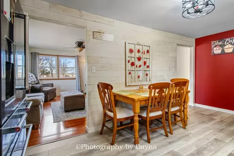 Dining - 4508 W 5000s Rd, Kankakee, IL 60901 photo 1 of 2