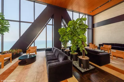 Living - 175 E Delaware Pl #4620, Chicago, IL 60611 photo 1 of 2