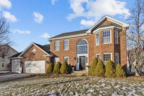 5260 Sawhorse Dr, Hoffman Estates, IL 60192
