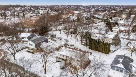 730 Chestnut Ct, Algonquin, IL 60102 photo 14