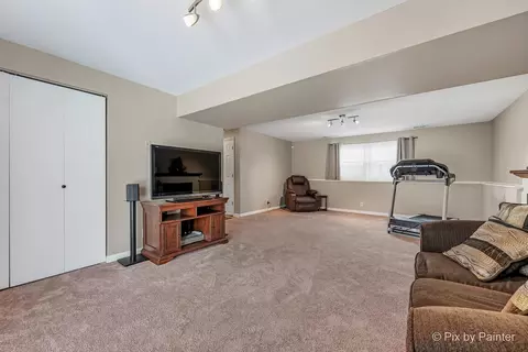 730 Chestnut Ct, Algonquin, IL 60102 photo 34