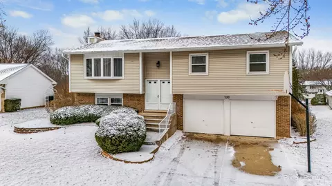 730 Chestnut Ct, Algonquin, IL 60102 photo 3