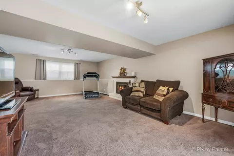 730 Chestnut Ct, Algonquin, IL 60102 photo 33