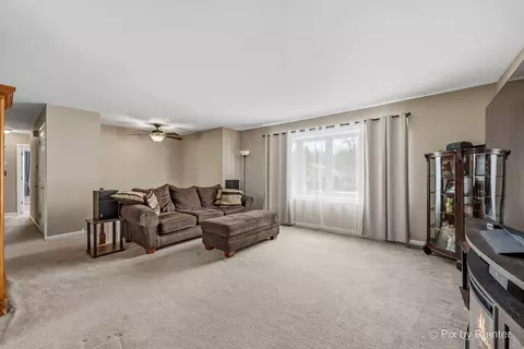730 Chestnut Ct, Algonquin, IL 60102 photo 19