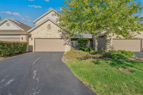 1078 Amber Dr, Lemont, IL 60439