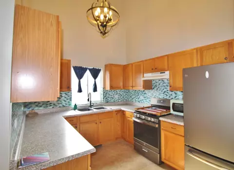 Kitchen - 2005 Mountain Rd, Morris, IL 60450 photo 1 of 2