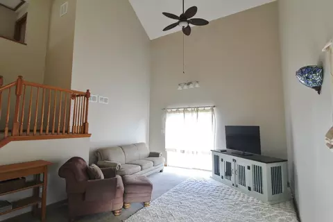 Living - 2005 Mountain Rd, Morris, IL 60450 photo 1 of 3