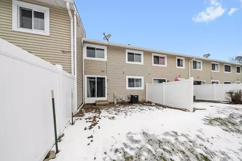 1011 Sandpiper Ct, Bartlett, IL 60103 photo 24