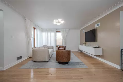 Other - 499 Longcommon Rd, Riverside, IL 60546 photo 1 of 9