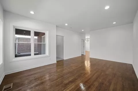 7955 S Harvard Ave, Chicago, IL 60620 photo 2