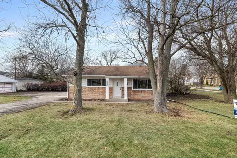 5130 Williams St, Downers Grove, IL 60515