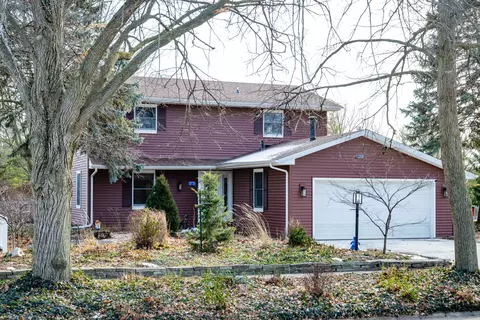 20 Ashley Ln, Champaign, IL 61820