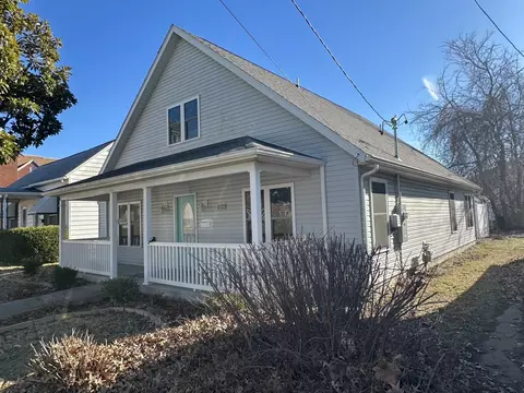 1519 Pine St, Murphysboro, IL 62966