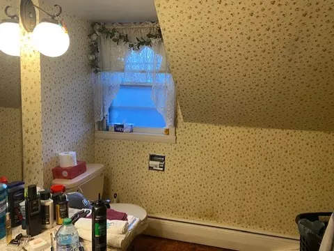 Bath - 215 W Devlin St, Spring Valley, IL 61362 photo 1 of 1