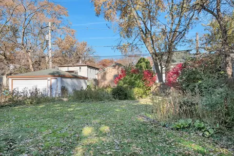 Exterior - 1650 W 105th St, Chicago, IL 60643 photo 9 of 12