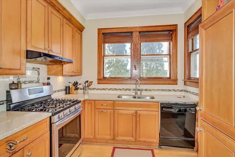 Kitchen - 1650 W 105th St, Chicago, IL 60643 photo 1 of 4
