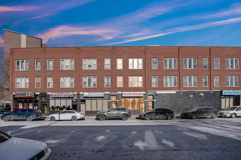 752 E 43rd St #2E, Chicago, IL 60653