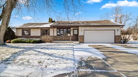 473 Mohawk Dr, Bourbonnais, IL 60914