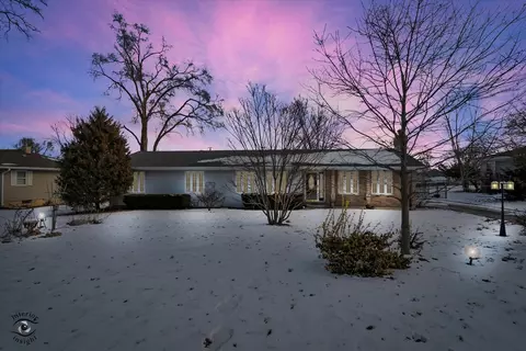 134 Roberts Rd, New Lenox, IL 60451