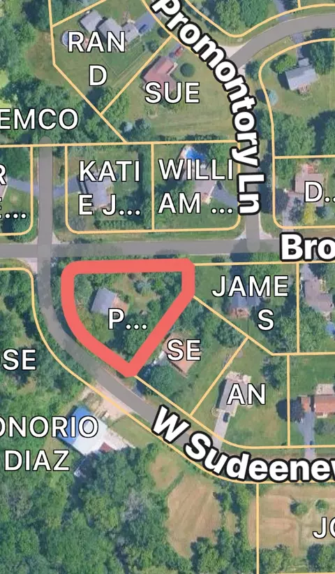 View/Area - 1516 W Sudeenew Dr, Johnsburg, IL 60051 photo 1 of 1