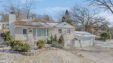 35049 N Edgewater Ln, Ingleside, IL 60041