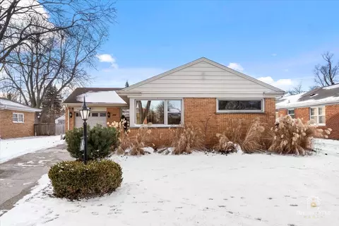 Exterior - 488 Cornell Ave, Des Plaines, IL 60016 photo 3 of 6