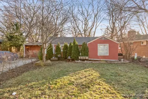 Exterior - 833 Forest Ave, Elgin, IL 60120 photo 2 of 7