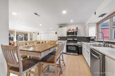 Kitchen - 833 Forest Ave, Elgin, IL 60120 photo 1 of 2
